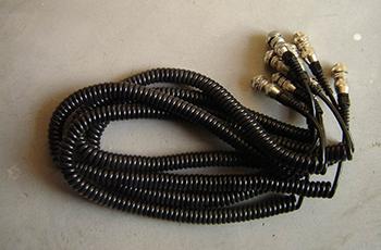 ߅������λ����