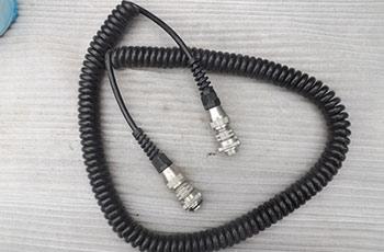 ��λ����